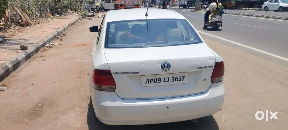 Volkswagen Vento Highline Diesel 2013  Excellent Ac  Touchscreen