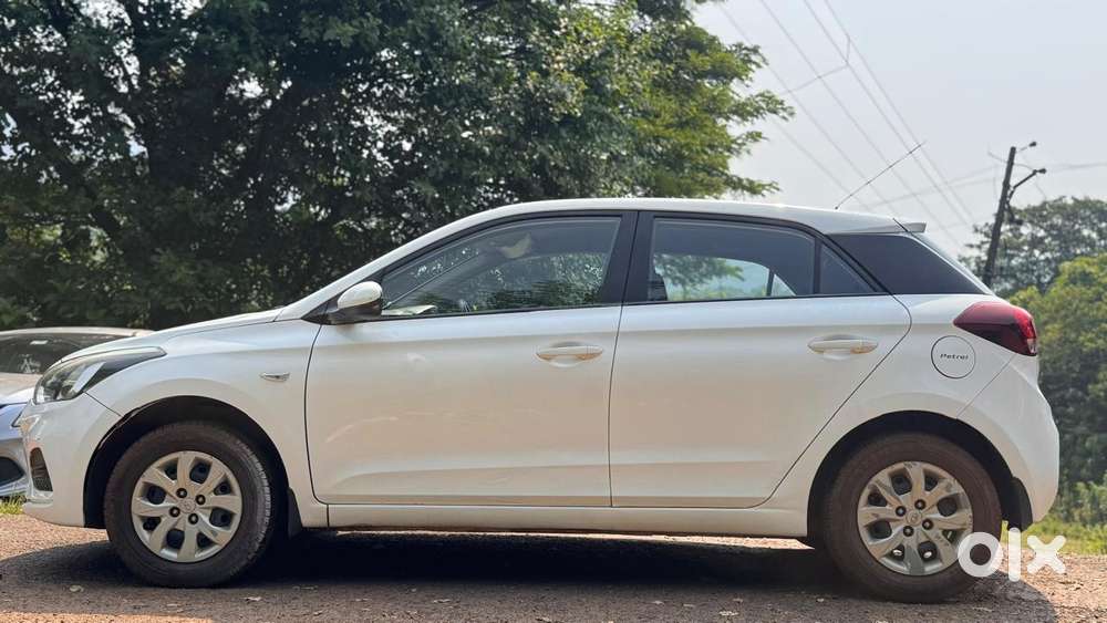 Hyundai I20 Sportz 1.2 Vtvt, 2019, Petrol