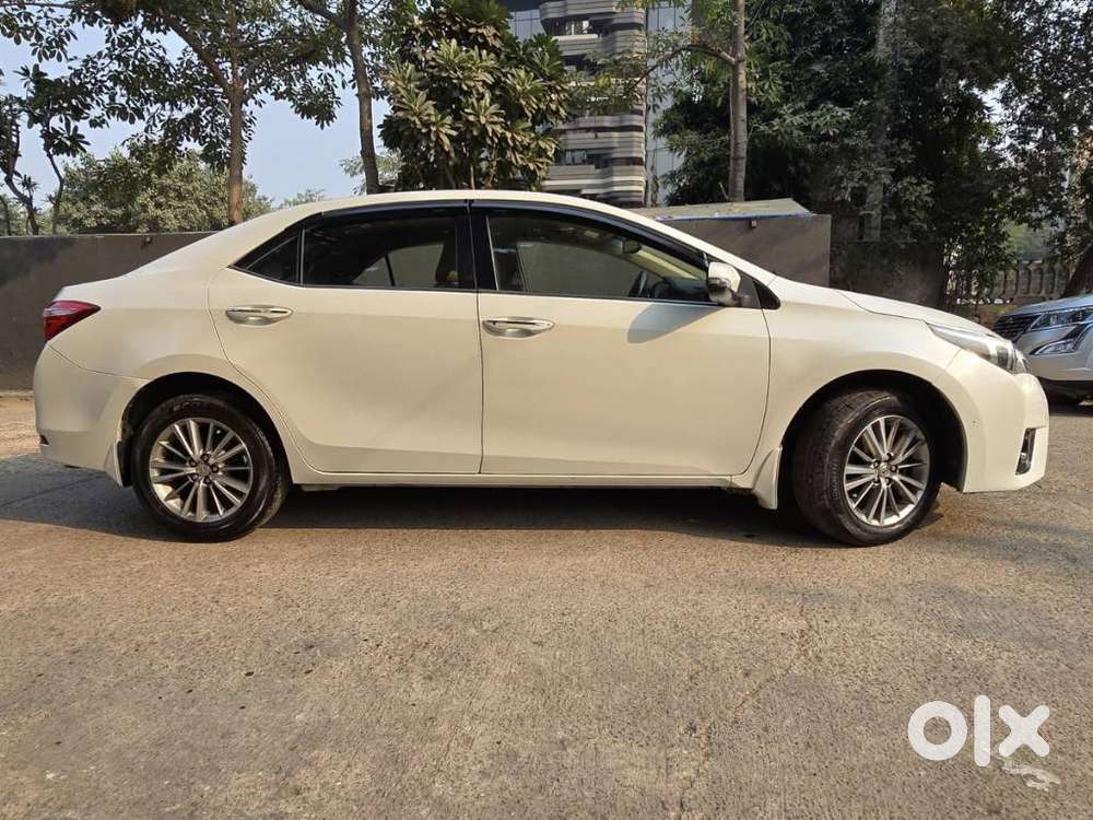 Toyota Corolla Altis 2013-2017 Vl At, 2016, Petrol