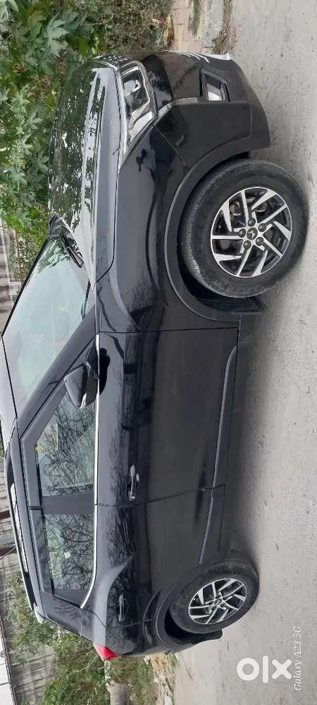 Mahindra Xuv300 W8 Optional Aug.23 Diesel 30000 Km Single Hand Driven