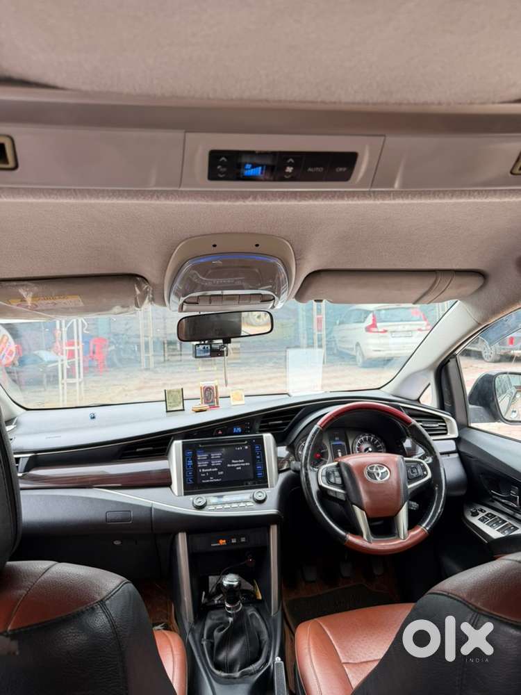 Toyota Innova Crysta 2019
