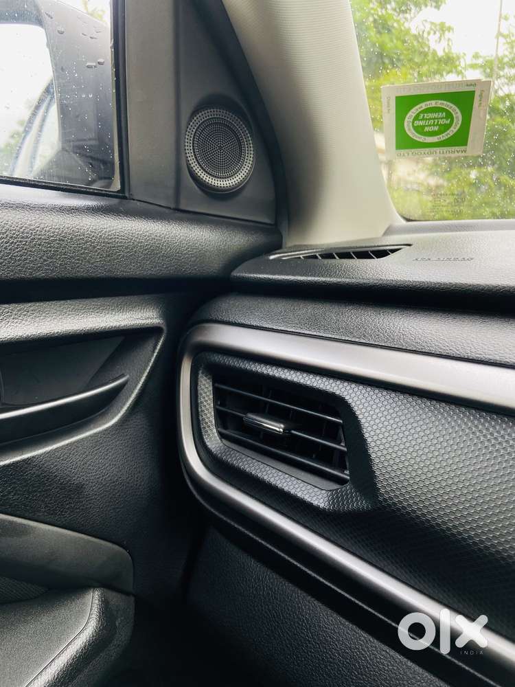 Maruti Suzuki Brezza 1.5 Vxi Smart Hybrid, 2025, Petrol