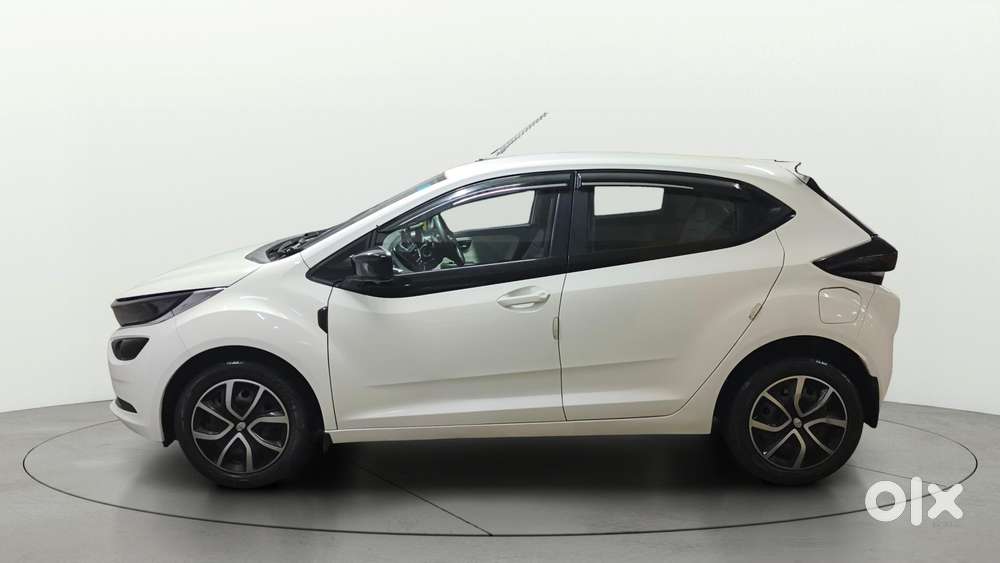 Tata Altroz 1.2 Xm Plus, 2022, Petrol