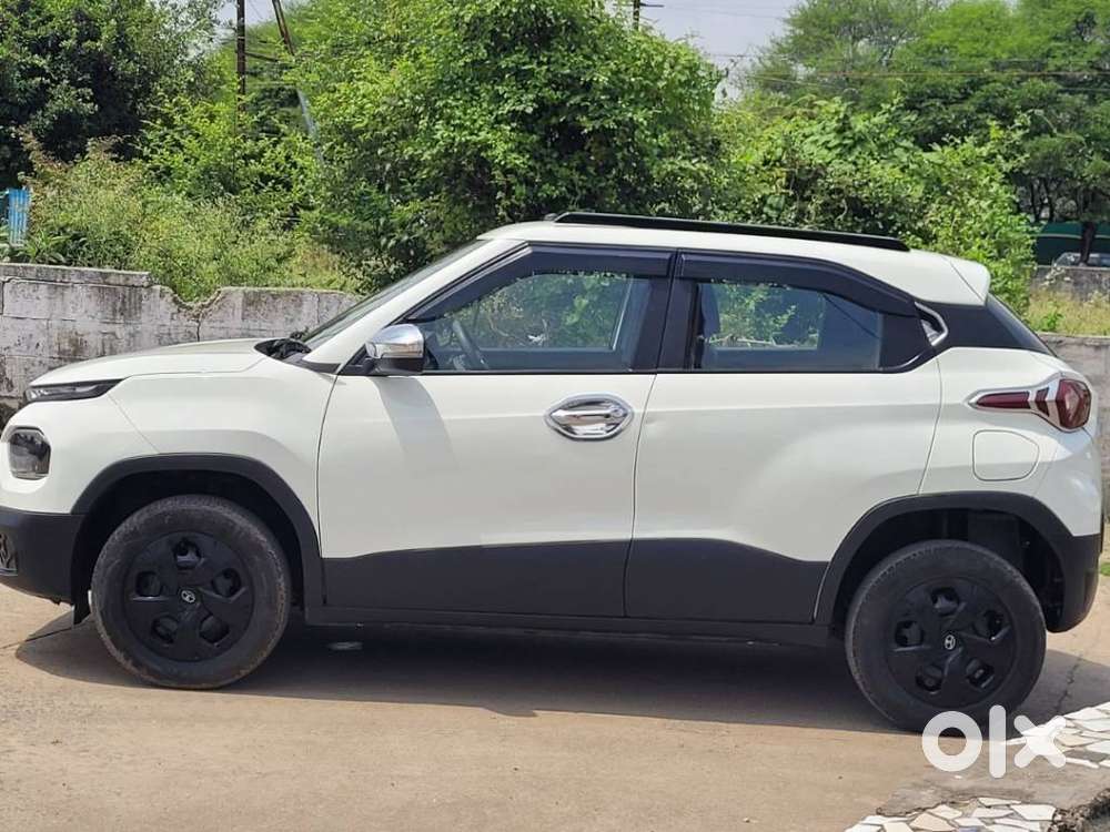 Tata Punch, 2023, Petrol
