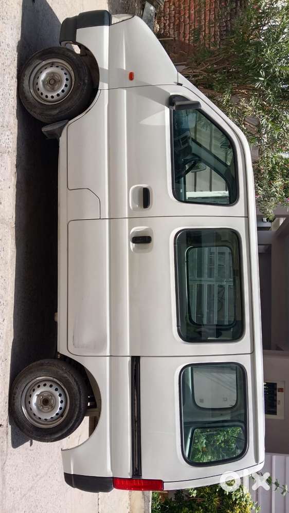 Maruti Suzuki Eeco 5 Seater Standard, 2024, Petrol