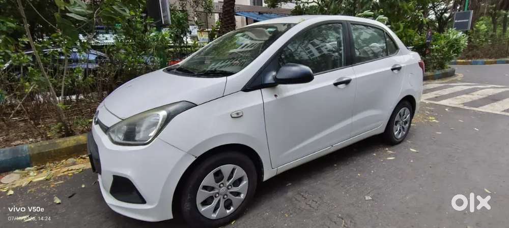 Hyundai Xcent Petrol Car 2014