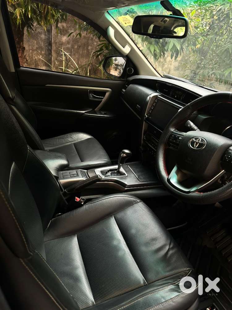 Toyota Fortuner 2022 Diesel Well Maintained