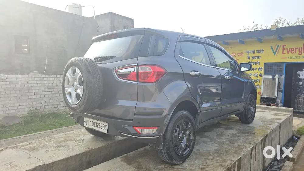 Ford Ecosport Trend 1.5 Petrol  (61,000 Km)  Recently Serviced