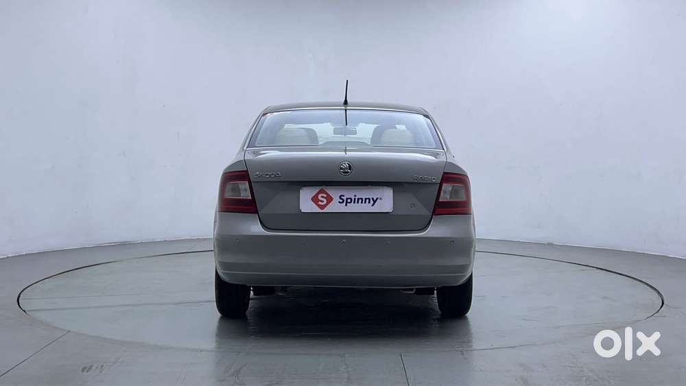 Skoda Rapid 1.6 Ambition Plus Mpi, 2014, Petrol