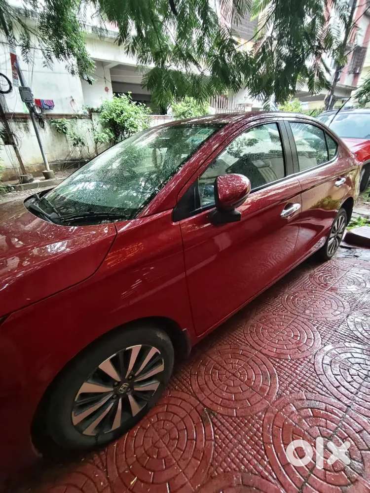Honda City Zx 2023 Petrol 5500 Km Driven.