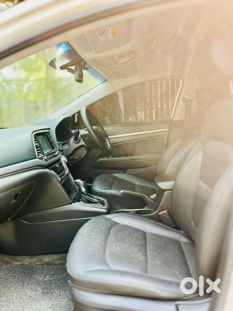 Hyundai Elantra 1.6 Sx Option, 2017, Petrol