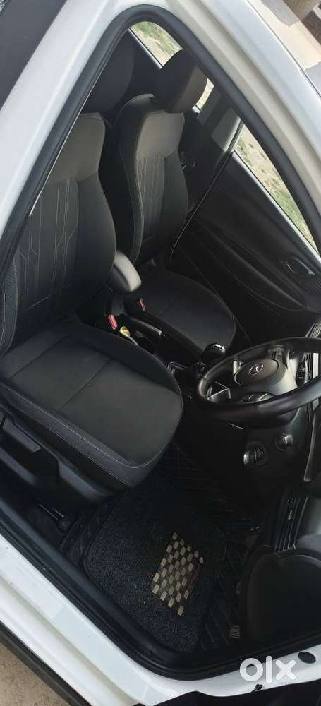 Hyundai New I20 1.2 Sportz Mt, 2023, Petrol