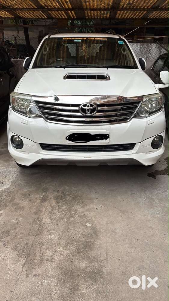 Toyota Fortuner Diesel 2012
