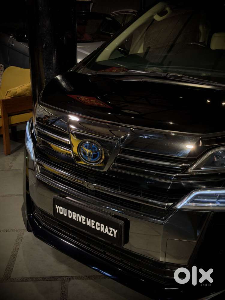 Toyota Vellfire Vip – Executive Lounge, 2023, Petrol