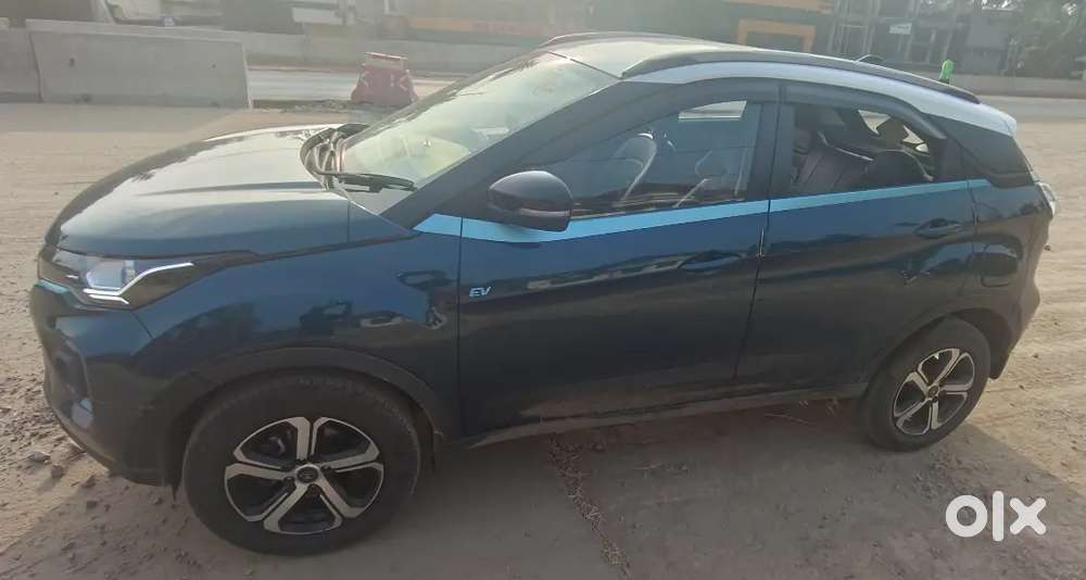 Doctor Used Tata Nexon Ev 2022 Electric 99090 Km Driven