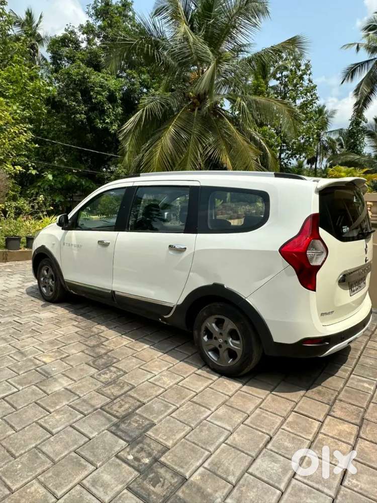 Renault Lodgy 2015 Diesel Well Maintained