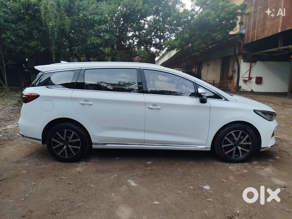 Byd Emax 7 Superior 6 Str, 2024, Electric