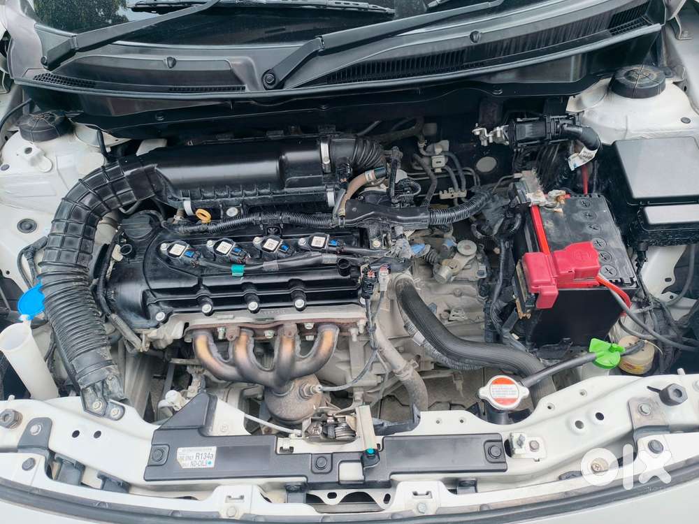 Maruti Suzuki Swift Vxi + Manual, 2021, Petrol