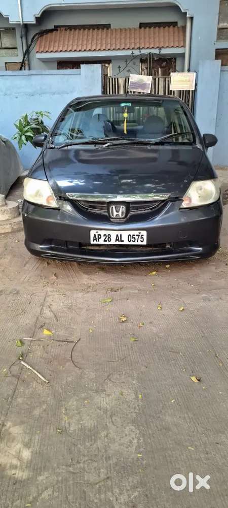 Honda City 2004 Petrol Manual Well Maintained Car For Urgent Sale