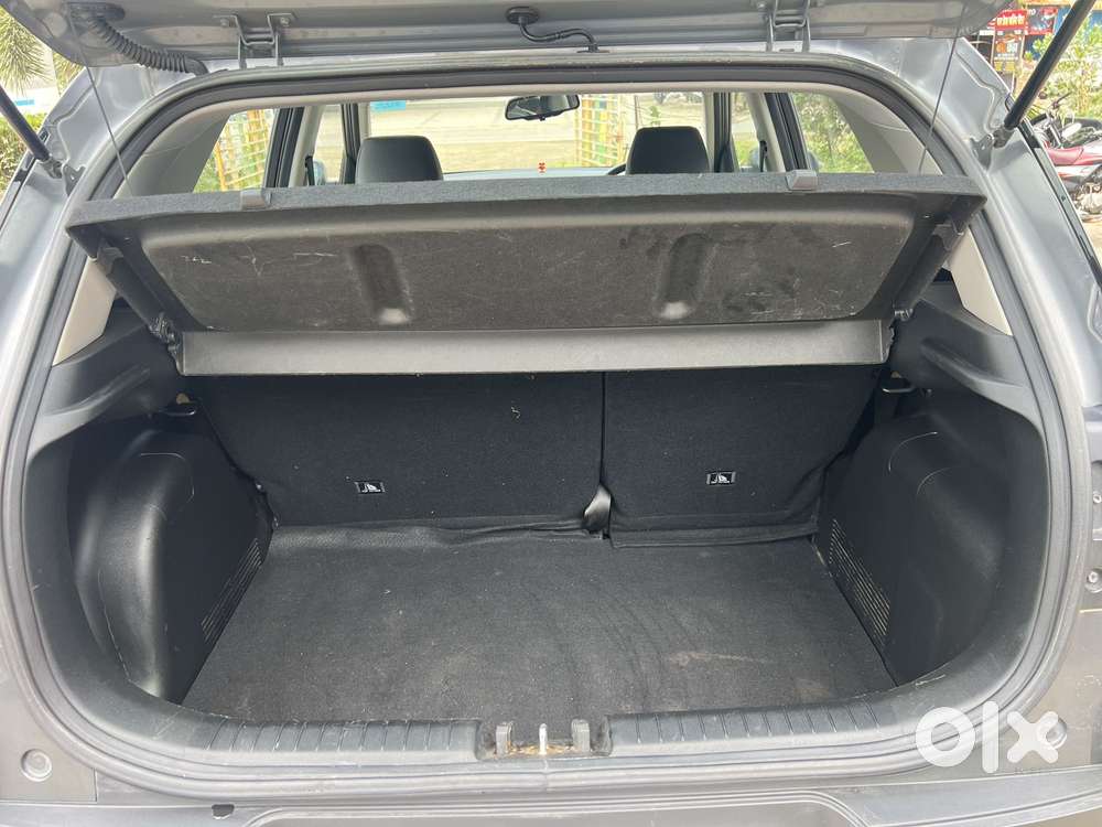 Hyundai Venue Sx (o) Mt 1.0 Turbo, 2023, Petrol