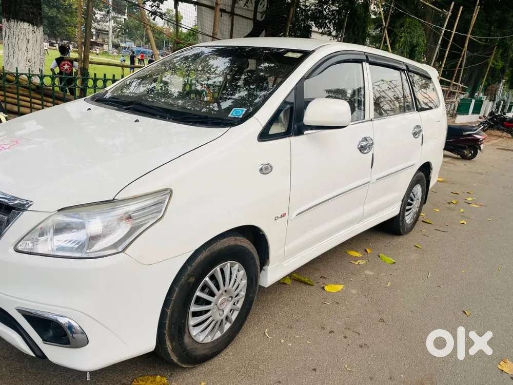 Toyota Innova 2013 Diesel 142000 Km Driven