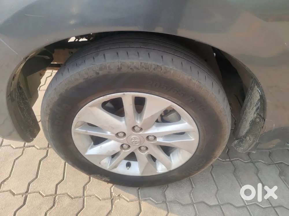 Toyota Innova Crysta 2020 Diesel 170000 Km Driven