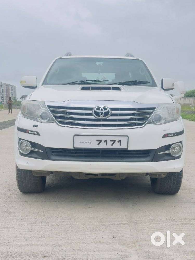 Toyota Fortuner 4x2 At, 2015, Diesel