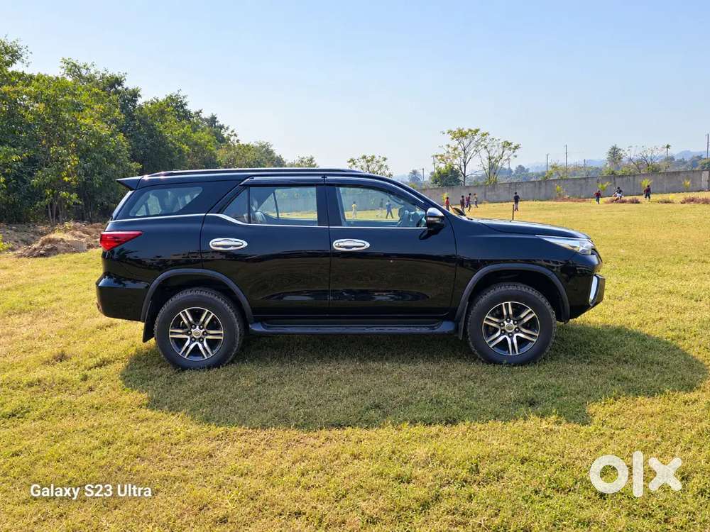 Toyota Fortuner 2.8 Diesel 4x2 Manual | Sept 2020 |₹ 19.50 Lakh