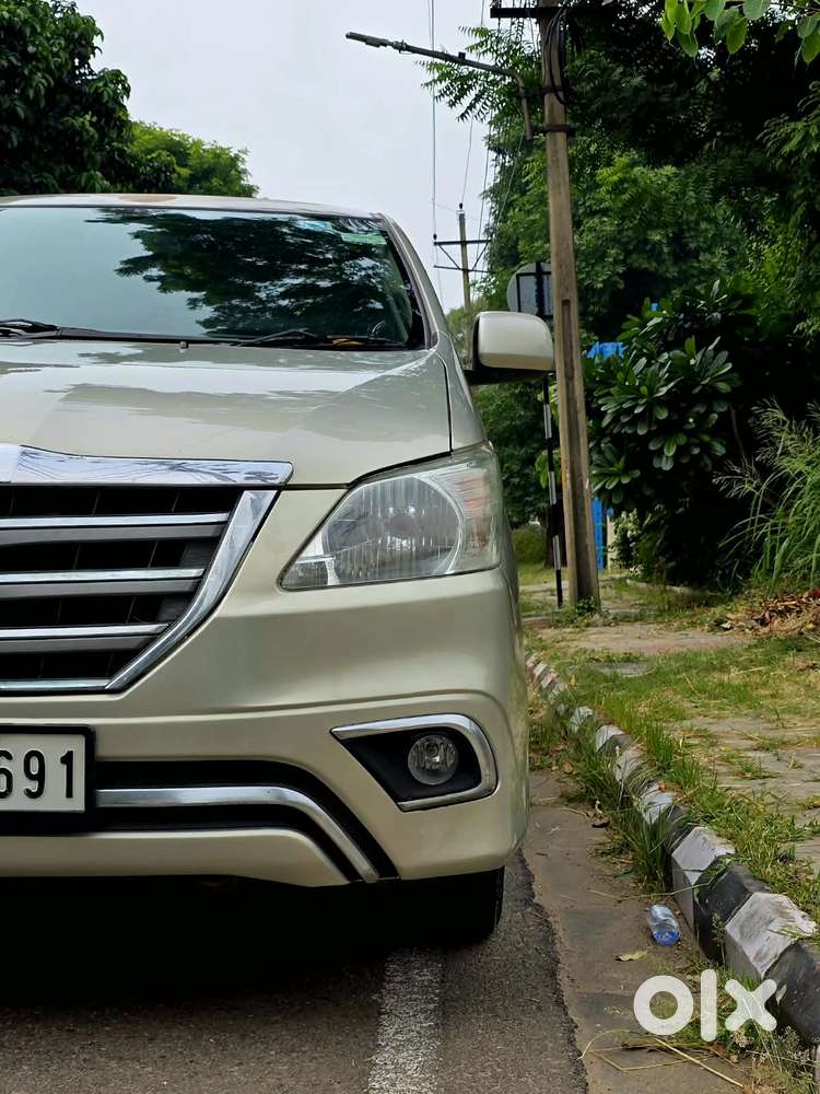 Toyota Innova 2.5 Gx 7 Seater Bs Iv, 2015, Diesel