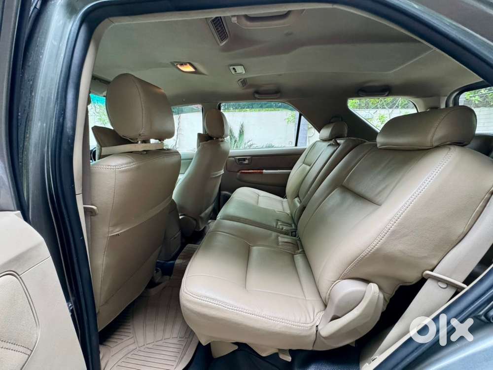 Toyota Fortuner Diesel 2011