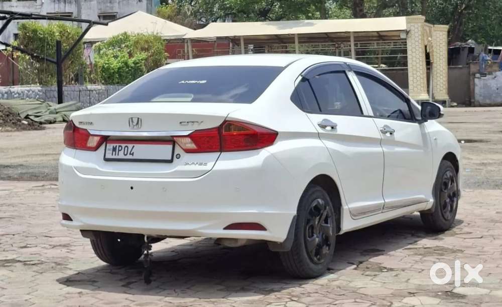 Honda City V Mt, 2015, Petrol