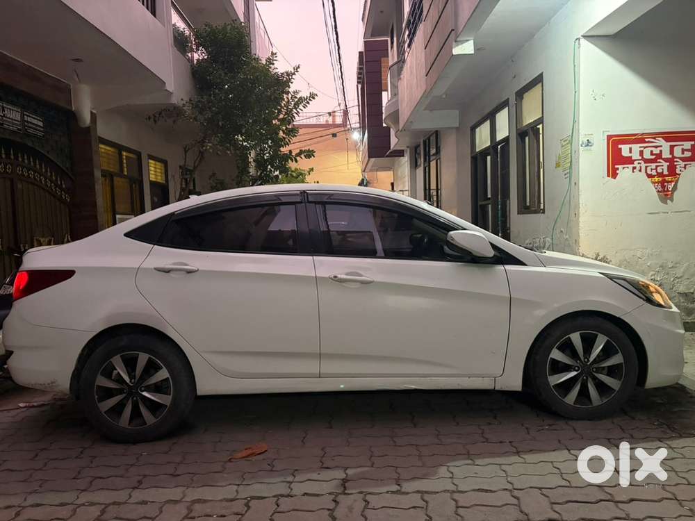 Hyundai Verna Petrol Manual 2011