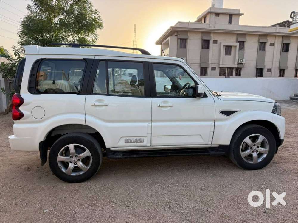 Mahindra Scorpio S11 Mt 7s, 2021, Diesel