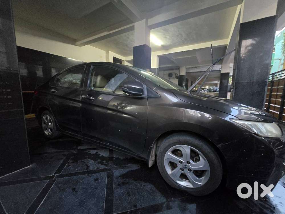 Honda City /1.5 Vx Petrol /automatic /sunroof/ Brown Colour /for Sale
