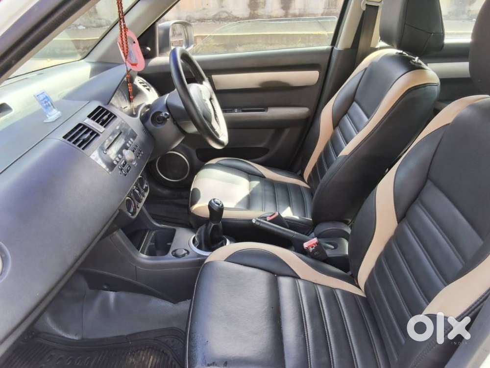 Maruti Suzuki Dzire 1.2 Vxi, 2011, Petrol
