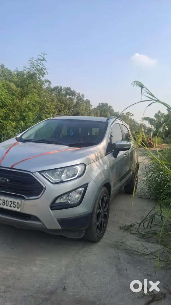 Ford Ecosport Signature 2018 (sunroof) Cng