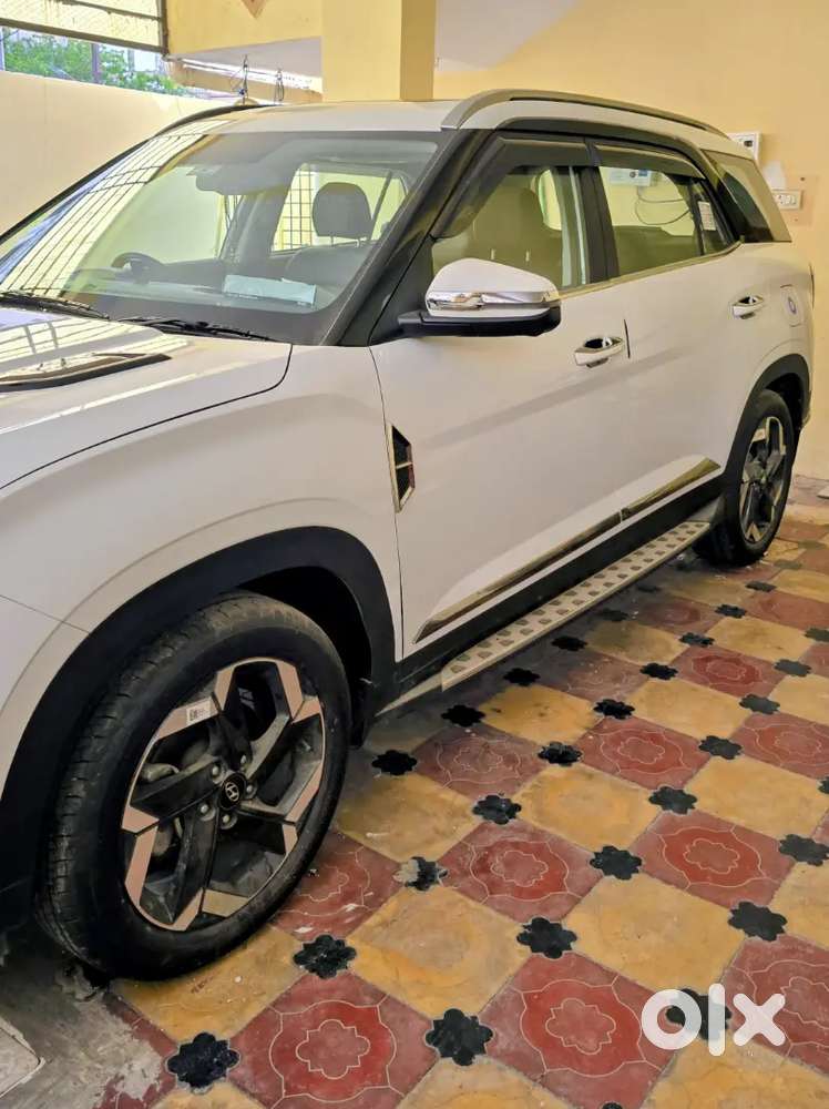 Best In Town - Hyundai Alcazar Signature 2.0 (o) At 2022 Petrol