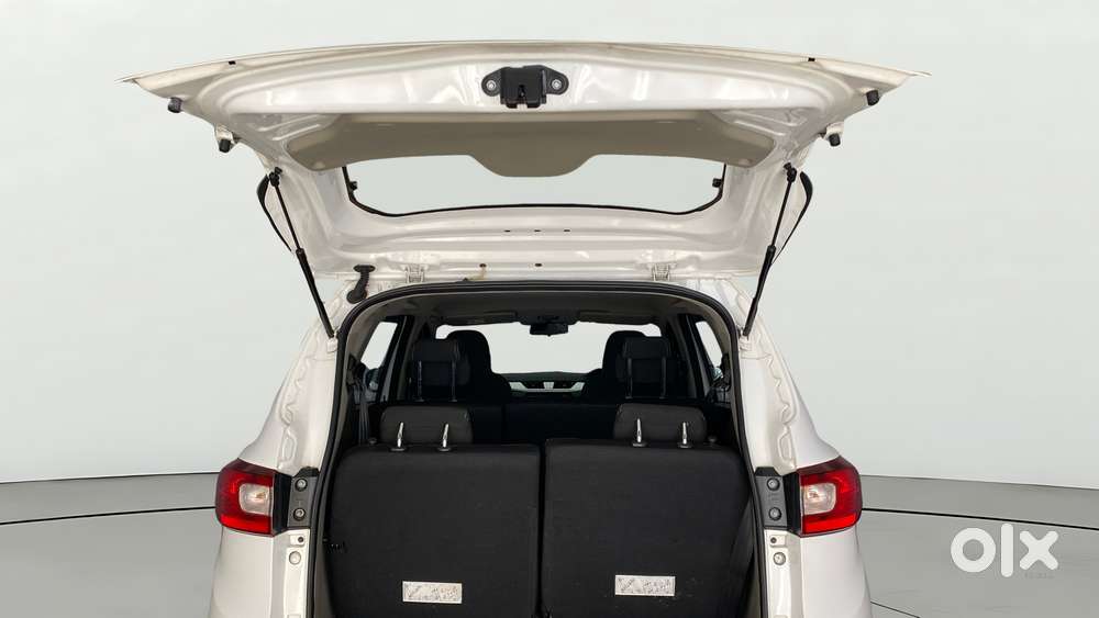 Renault Triber Rxz Easy-r Amt, 2021, Petrol