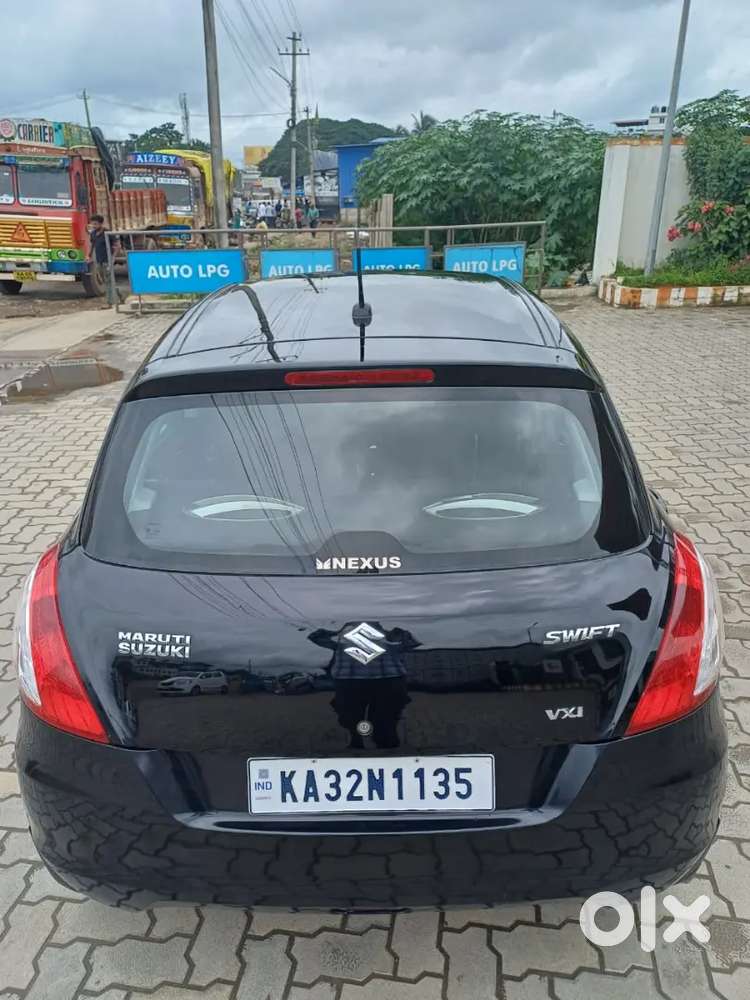 Maruti Suzuki Swift 2011