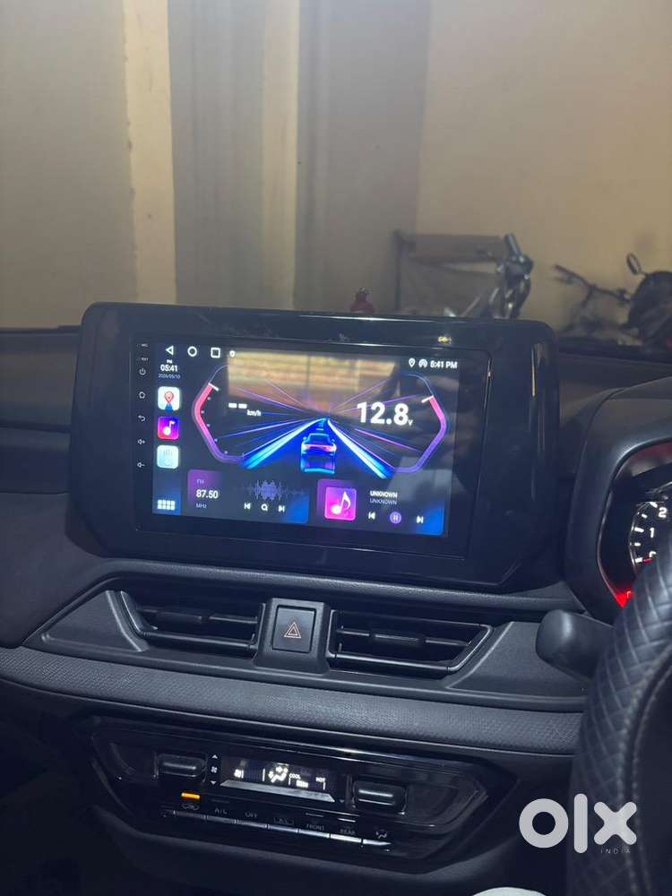 Maruti Suzuki Swift Petrol 2024