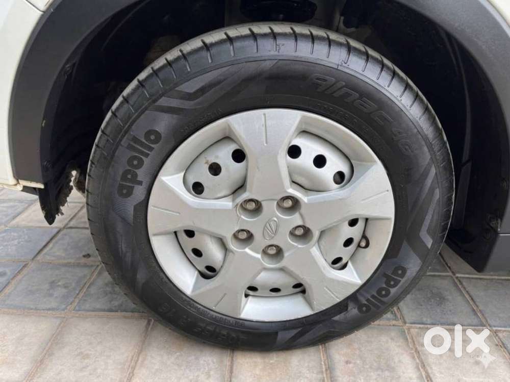 Mahindra Xuv300 W4, 2022, Petrol