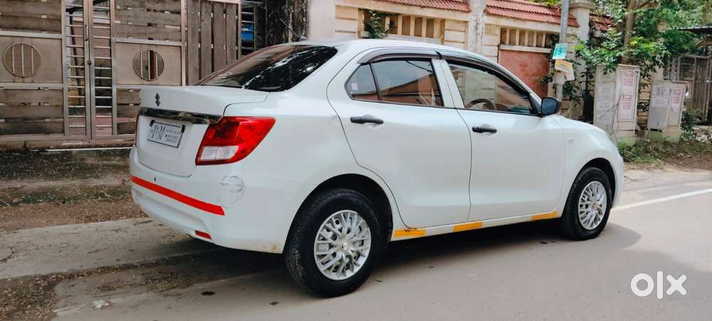 Maruti Suzuki Swift Dzire 1.2 Vxi Bsiv, 2024, Cng & Hybrids