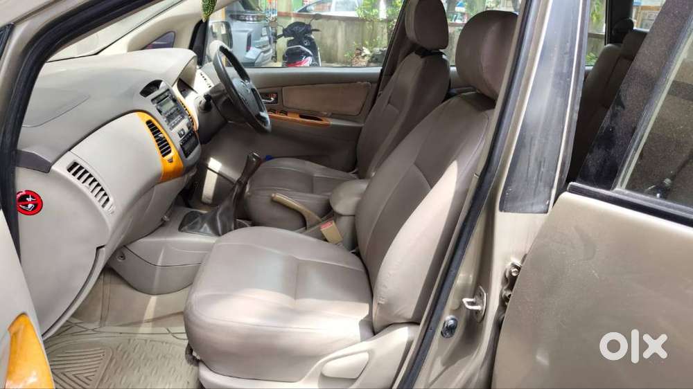 Toyota Innova 2.5 Vx 2011