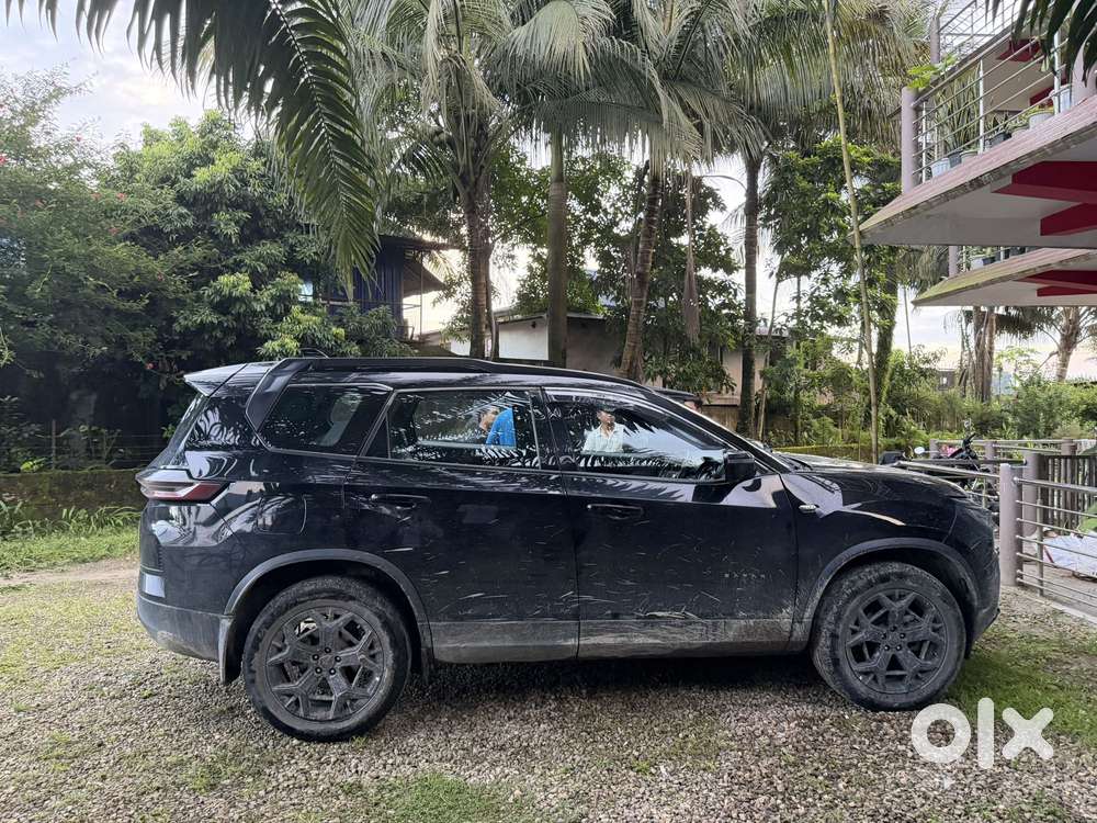 Tata Safari Accomplished X Plus 7 Str Dark Edition, 2025, Diesel