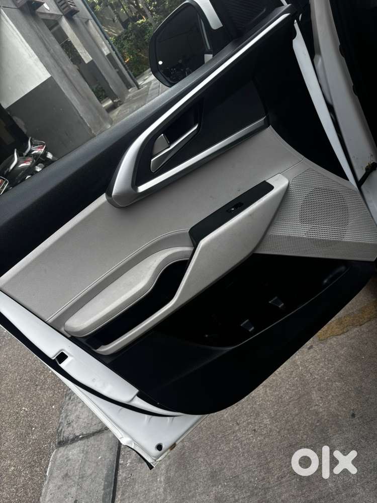 Kia Carens Petrol 2023