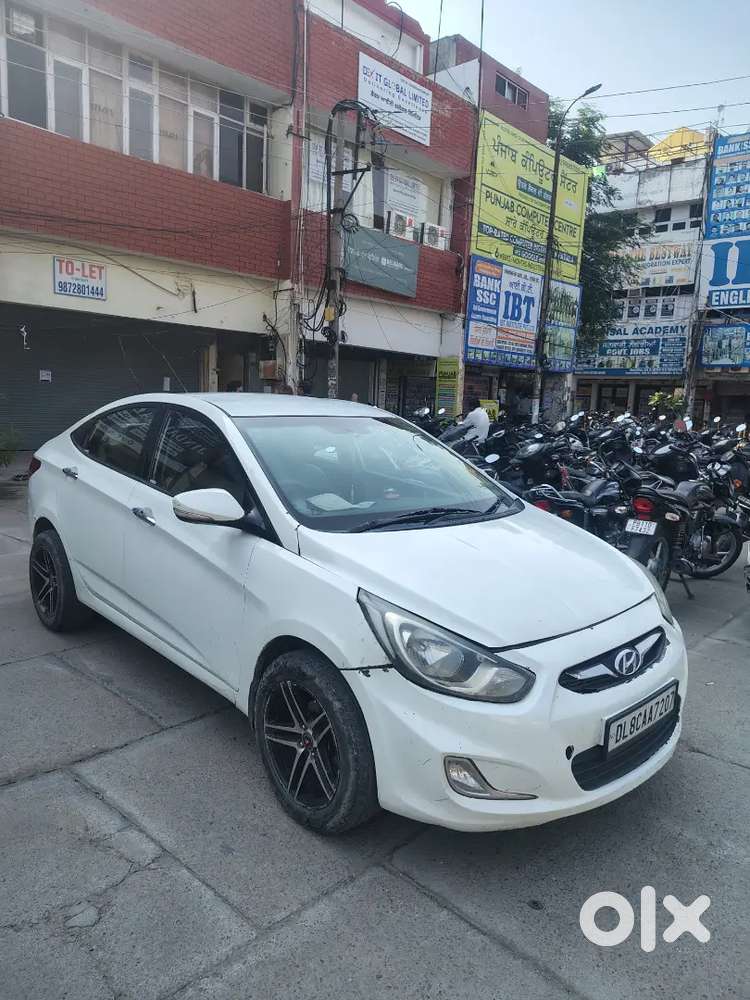Hyundai Verna 1.6 Sx 2012