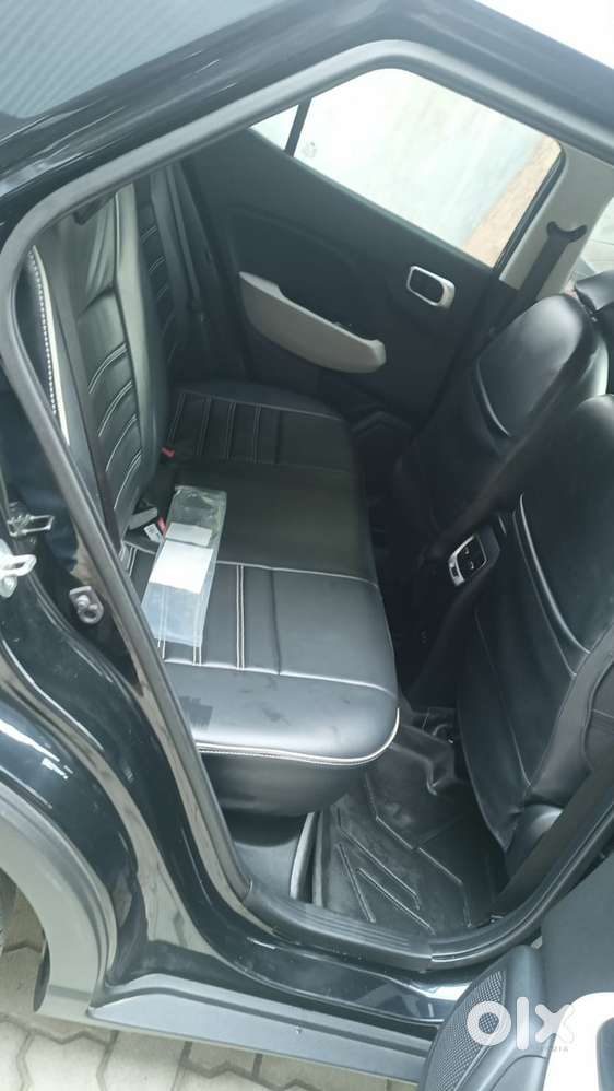 Hyundai Venue Petrol 2024