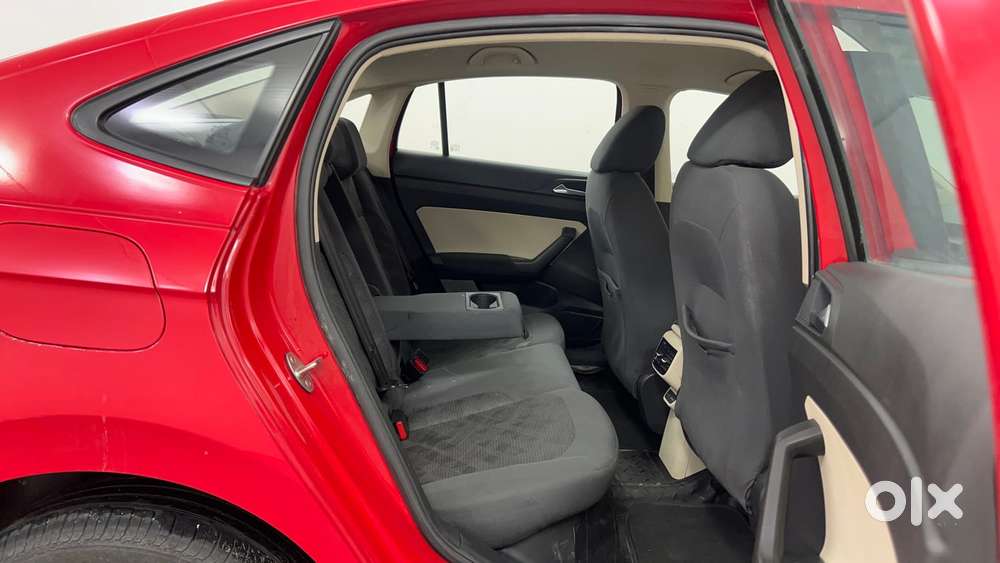 Skoda Slavia Ambition 1.0l Tsi Mt, 2023, Petrol