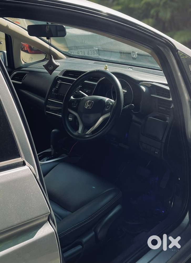 Honda Jazz 2019 Petrol Well Maintained