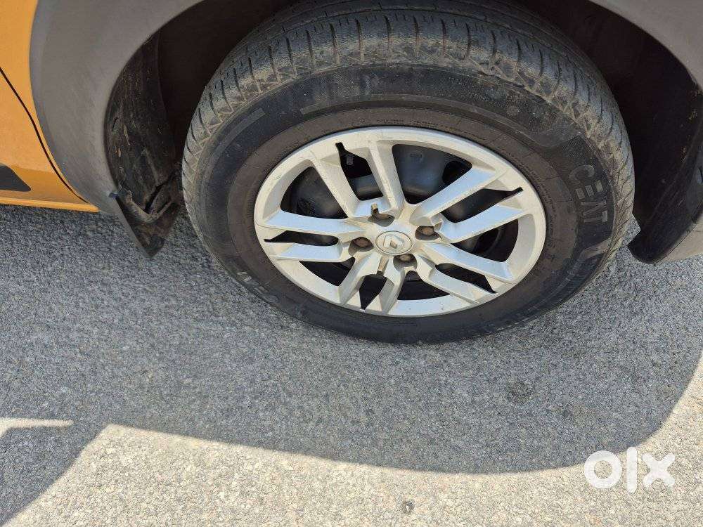 Renault Triber Rxl, 2020, Petrol